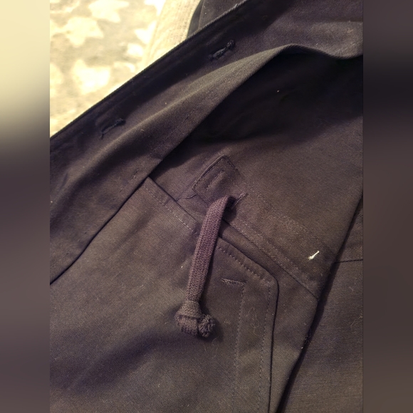 Denim and Co. Utility Black Button Down Vest - Picture 8 of 8